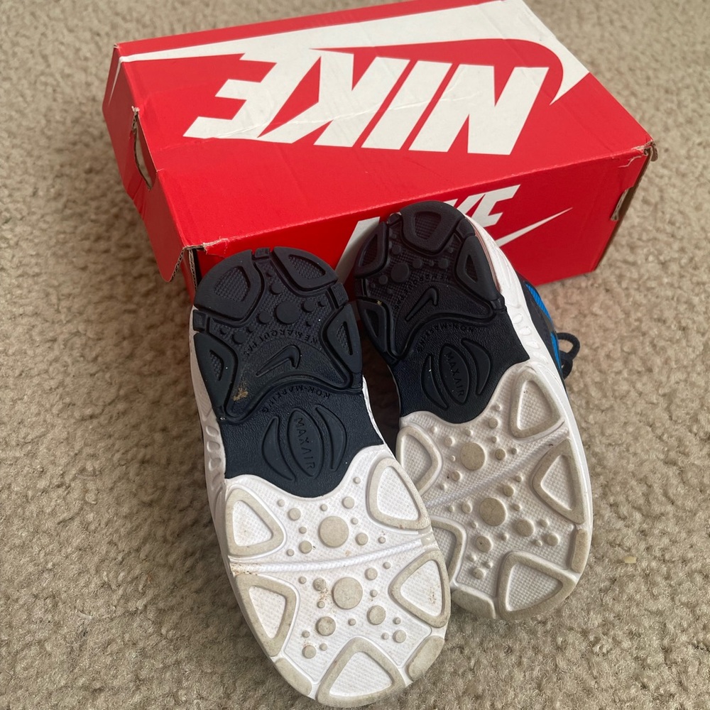 NIKE LITTLE AIR MAX PLUS - Picture 4 of 4